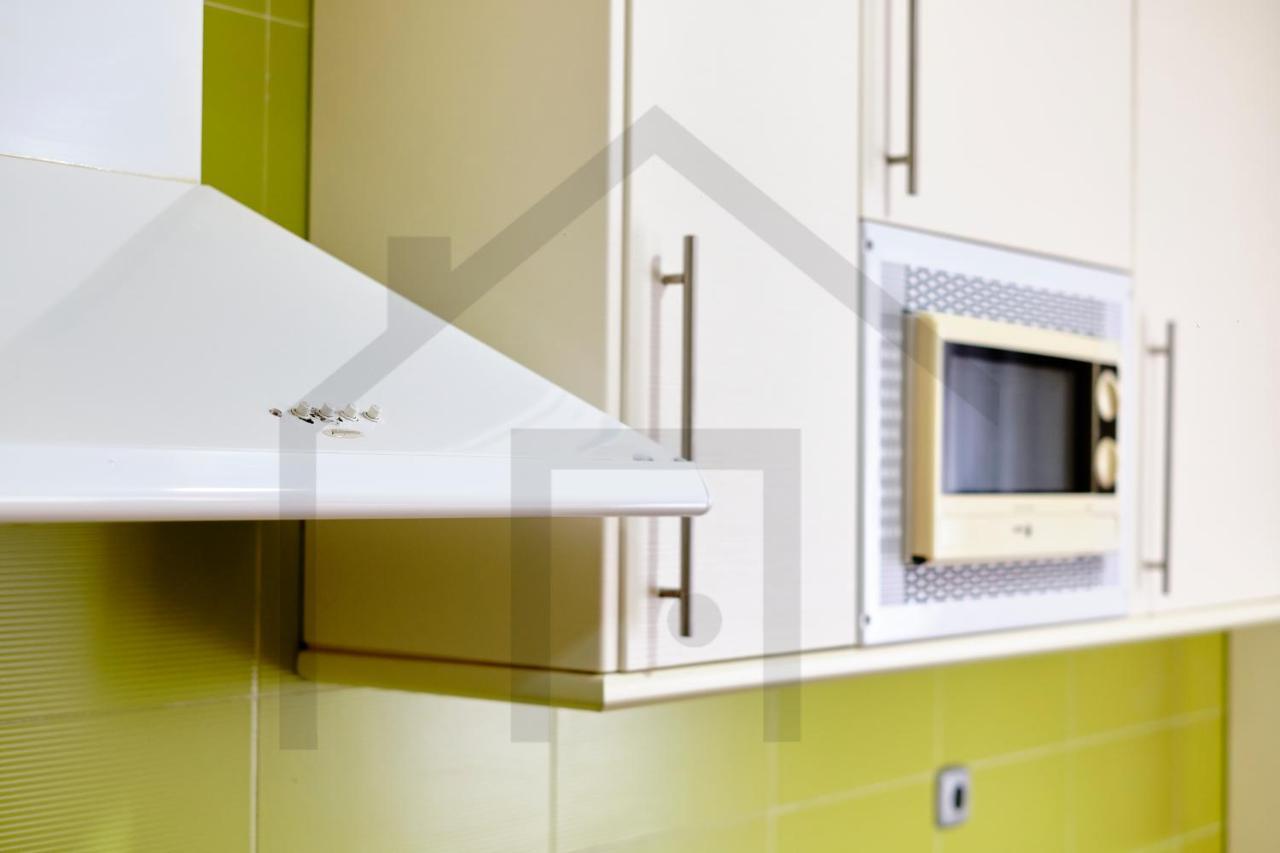 Loft En Oviedo - Ideal Para 3 Personas المظهر الخارجي الصورة